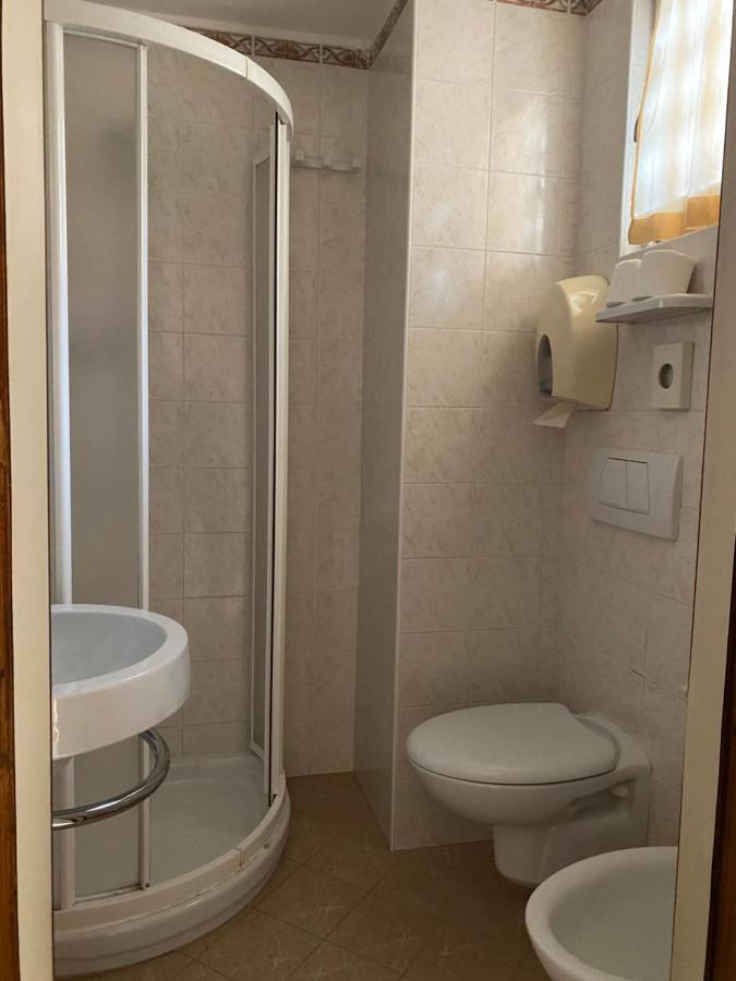 Hotel Modenese Риччоне Экстерьер фото
